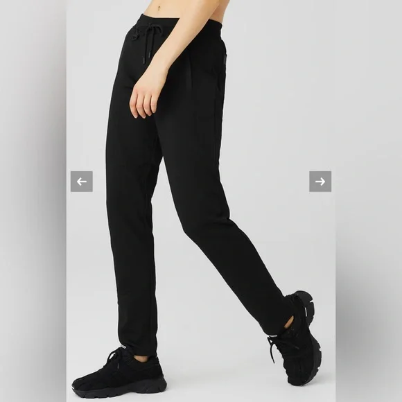 NWT Alo Yoga Nomadic Sweatpants in Black Front & Back Pockets Size S - Picture 14 of 16